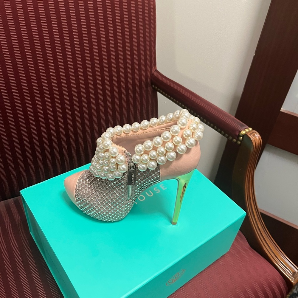 Custom made shoes - Picture 2 of 5